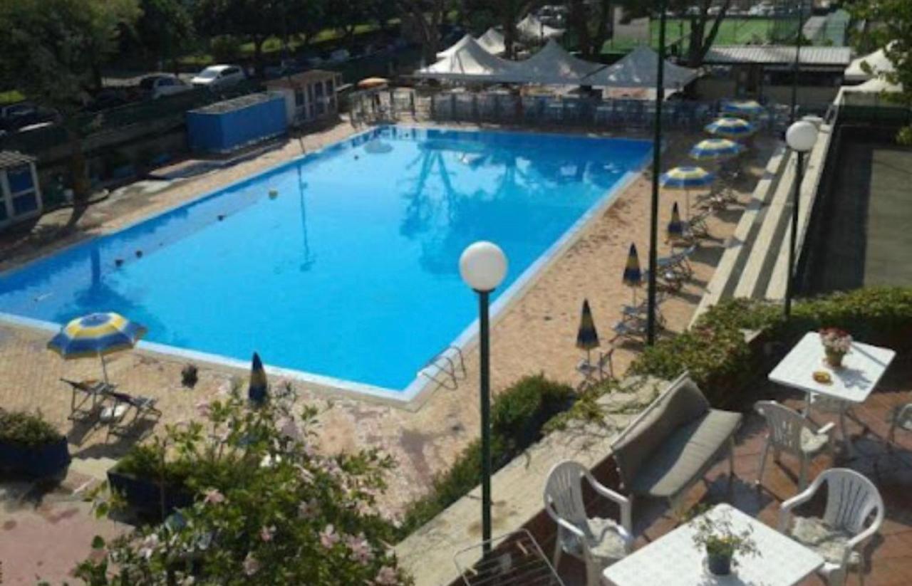 Serena Holiday Home Naxos Джардини Наксос Екстериор снимка